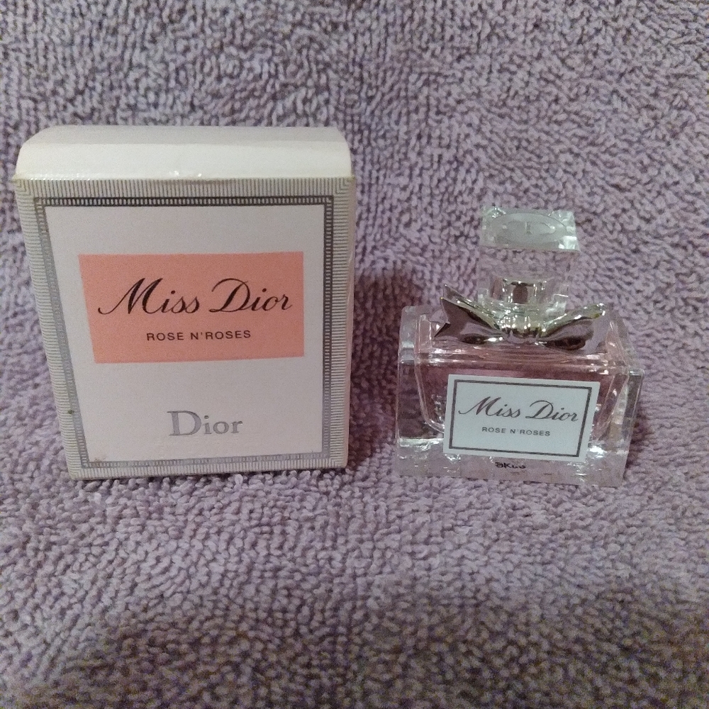 Miss Dior Rose n' Roses Travel Size Mini